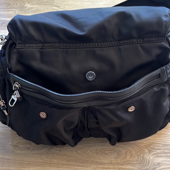 TUMI- Black Travel/Baby Bag - Picture 8 of 14